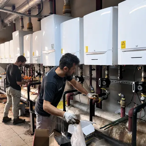 Yeni kazan sistemlerinin kurulumu